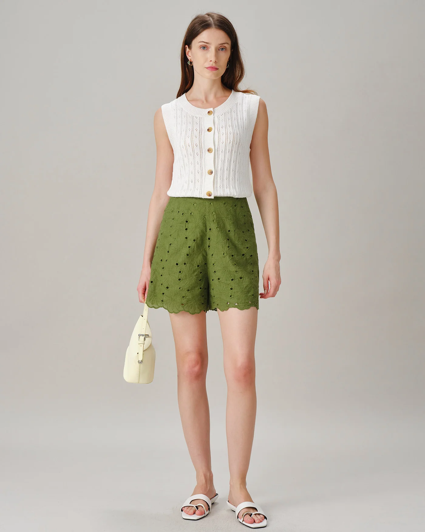 Green Cut Out Embroidery Pockets Shorts - Image 3