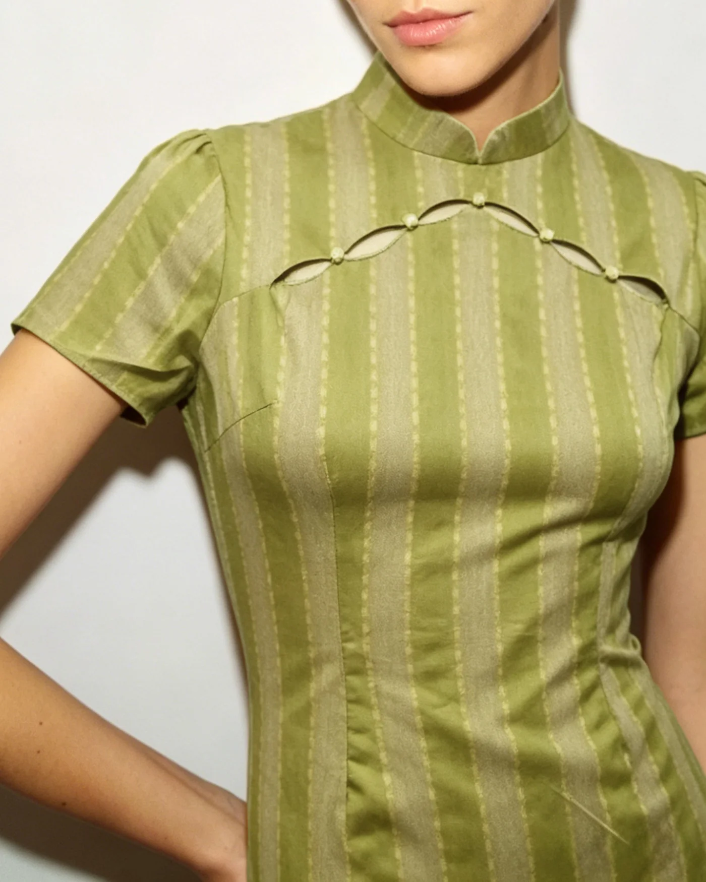 Green Mandarin Collar Tunic Midi Dress - Image 2