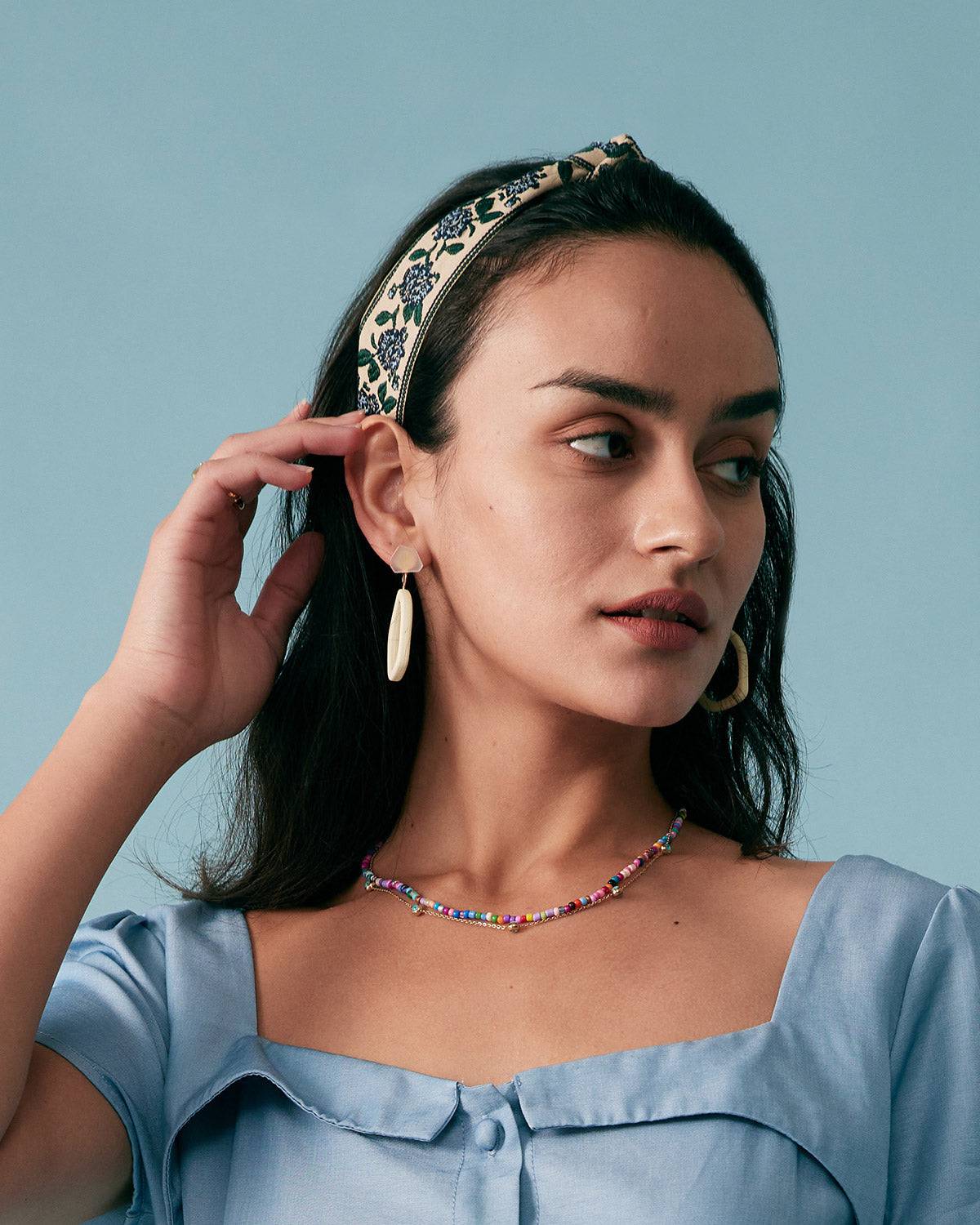 Knotted Floral Embroidered Headband - Image 2