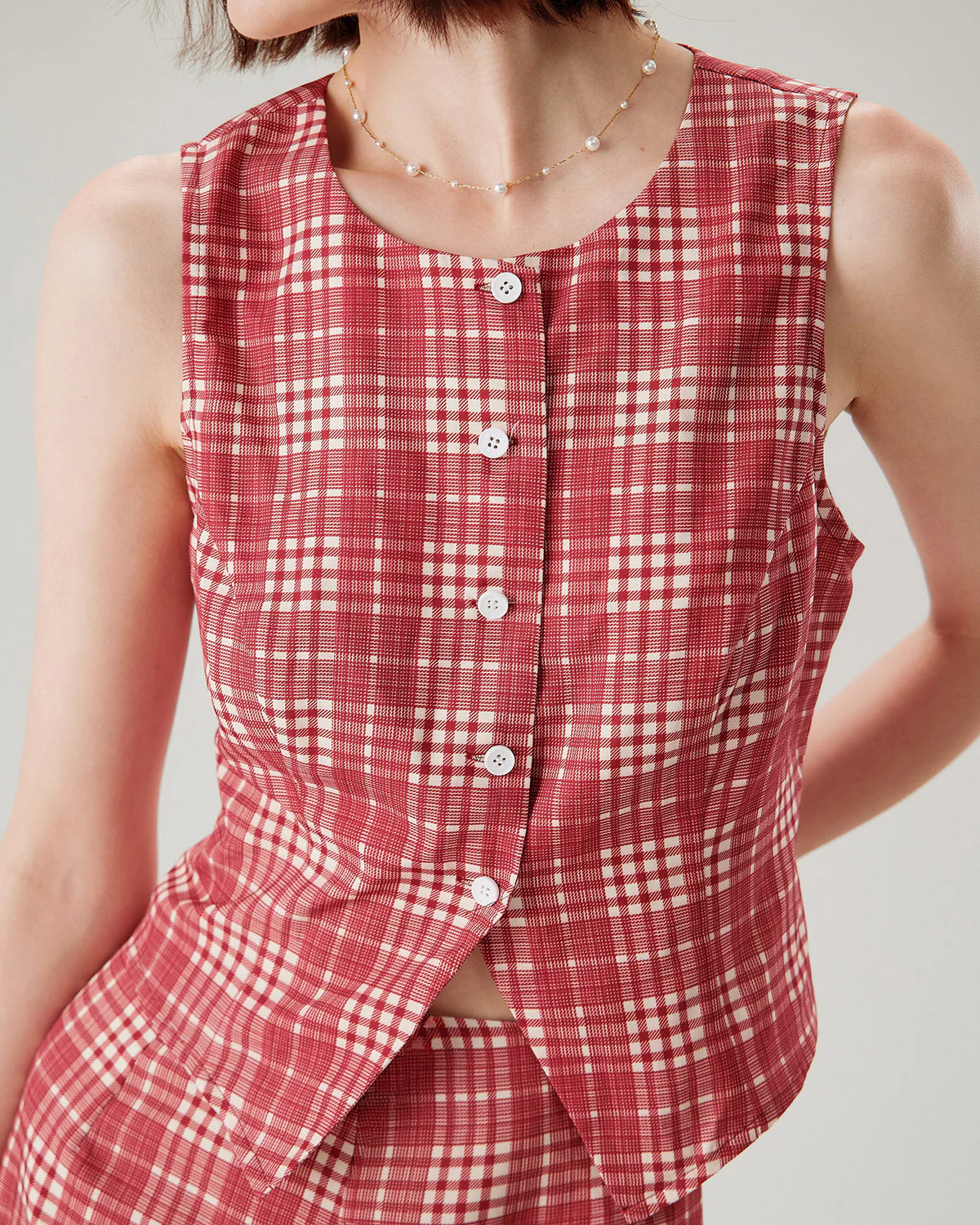 Red Plaid Single Breasted Vest - Image 2
