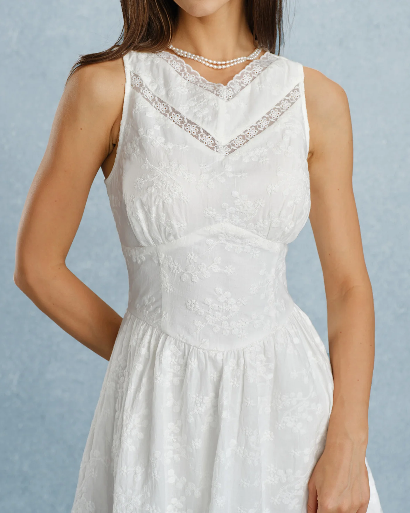 White V Neck Lace Embroidery Mini Dress - Image 4