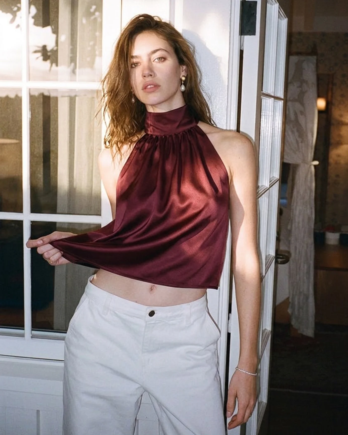 Wine Red Turtle Bowknot Satin Tank Top - Image 2